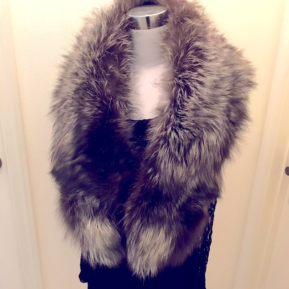 Luxurious Ranched Silver Fox Stole/Boa/Collar/Scarf.